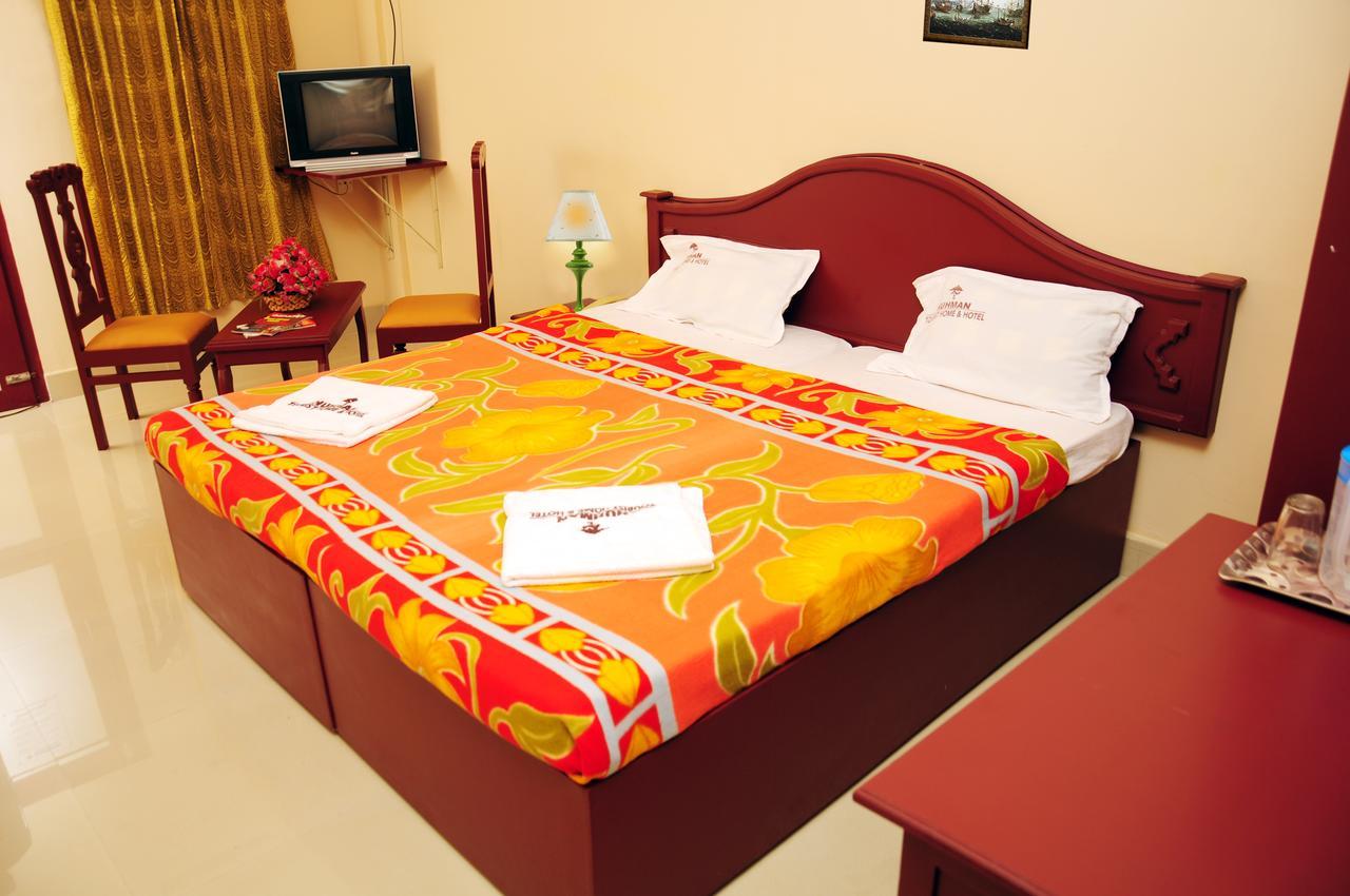 Hotel Nuhman Kondotty Extérieur photo