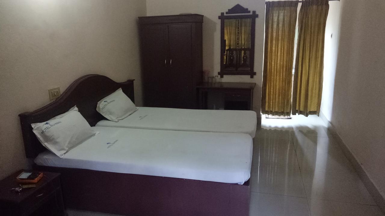 Hotel Nuhman Kondotty Extérieur photo