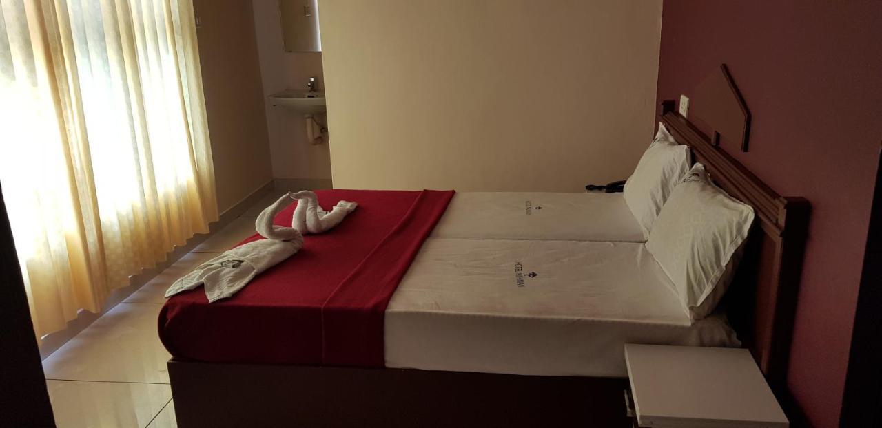 Hotel Nuhman Kondotty Extérieur photo