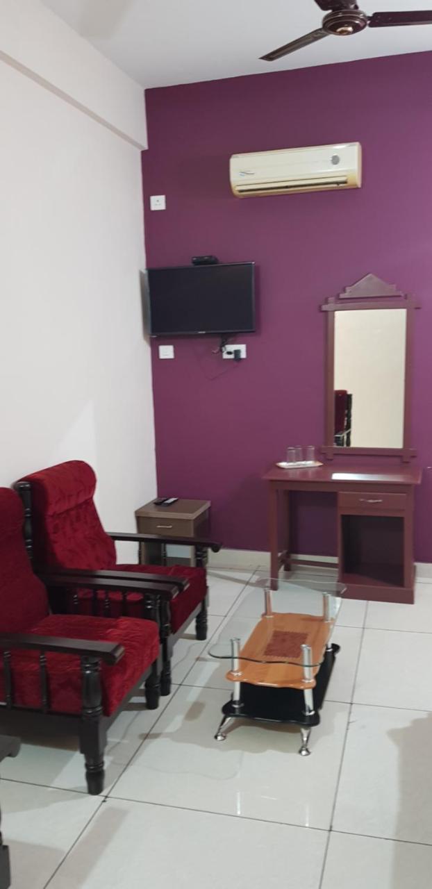 Hotel Nuhman Kondotty Extérieur photo